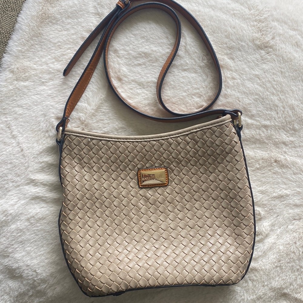 Simply Noelle Shoulder Bag